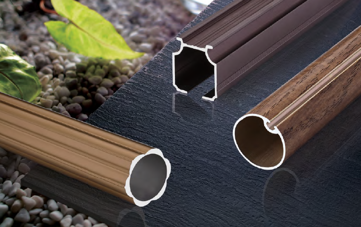 Curtain rod